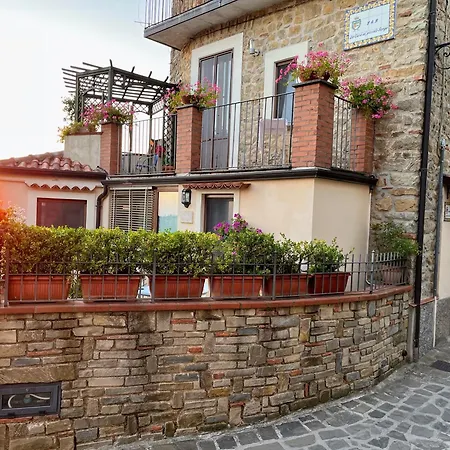 La Casa Al Piccolo Borgo Bed & Breakfast Vallo della Lucania