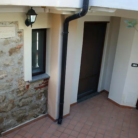 Bed & Breakfast La Casa Al Piccolo Borgo